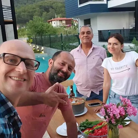 Siradisi Bir Esinti فيلة *